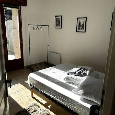 Superbe Appartement Dans Un Mas Ним Экстерьер фото